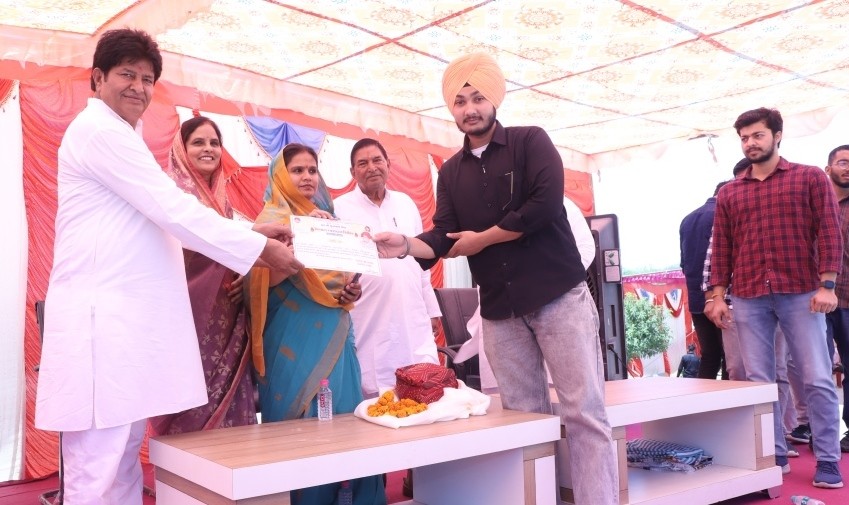 Award Distribution of Donner's Participated in Blood Donation Camp on 07 June 2023